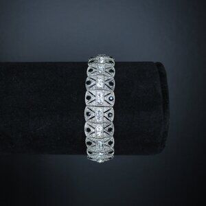 Black and Clear Stone Stretchable Bracelet